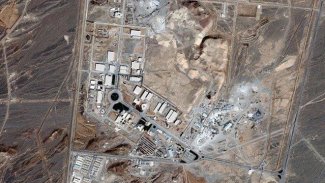 İran'da nükleer tesis yakınlarında şiddetli patlama