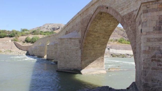 Tarihin İzinden 'Bir Kısa Yolculuk'