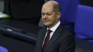 Almanya'nın yeni başbakanı Olaf Scholz oldu