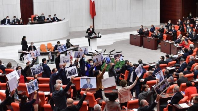 TBMM'de ''Kürdistan'a Özgürlük'' kavgası