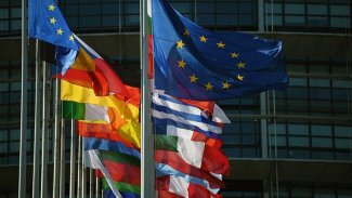 15 AB üyesi 40 bin Afgan'ı kabul edeceğini duyurdu