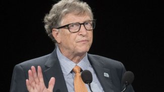Bill Gates, Omicron varyantının biteceği tarihi açıkladı