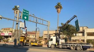 Kerkük’te trafik levhalarındaki Kürtçe yazılar kaldırıldı