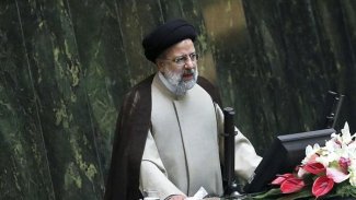 İran Cumhurbaşkanı Reisi: Trump, General Süleymani Suikastı İçin Yargılanmalı