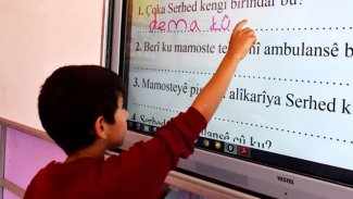 Öğretmenlerden kampanya: ‘Kürtçe derslerini seçin’ 
