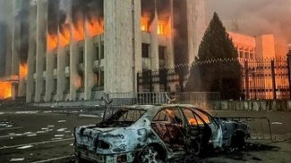 İstikrardan kaosa, binlerce kişinin gözaltına alındığı Kazakistan'da neler oluyor?