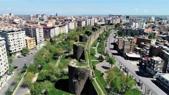 Diyarbakır’da 'Devlet Bahçeli Ormanı' tartışmaları