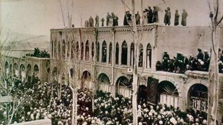 PAK: Mahabad Kurdistan Cumhuriyeti Tüm Kürdistanlıların Onur Kaynağıdır