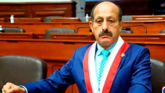 Eşine ve kızına şiddet uyguladığı ortaya çıkan Peru Başbakan istifa etti