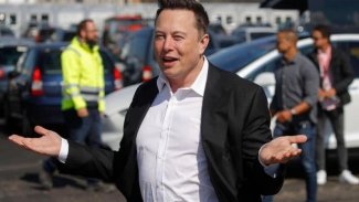 Elon Musk'tan büyük bağış: 5.7 milyar dolarlık Tesla hissesi bağışladı