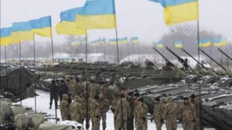 Ukrayna: 18-60 yaş arasındaki erkeklerin ülkeyi terk etmesi yasaklandı