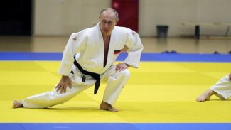 Putin’in tekvandodaki onursal siyah kuşağı iptal edildi