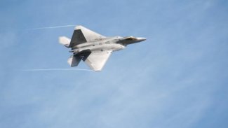 Ukrayna'ya gönderilecek yeni savaş uçaklarının listesi açıklandı