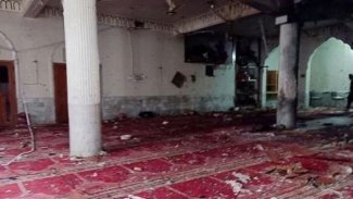 Pakistan'da camiye bombalı saldırı: Çok sayıda ölü ve yaralı var
