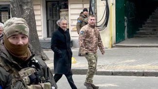 Kürt dostu Bernard Henri Levy Ukrayna'da