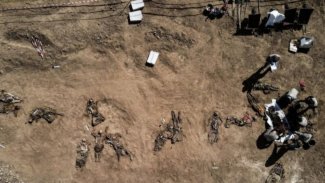 Irak'taki toplu mezardan 143 kişiye ait ceset kalıntısı çıkarıldı