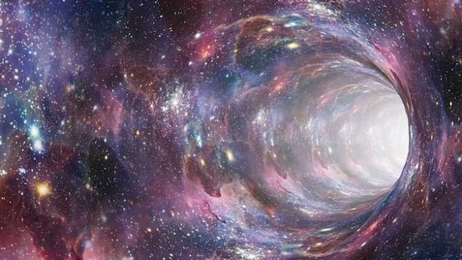 Japon Gökbilimci: Uzaylıların inşa ettiği solucan deliklerini çoktan gözlemlemiş olabiliriz
