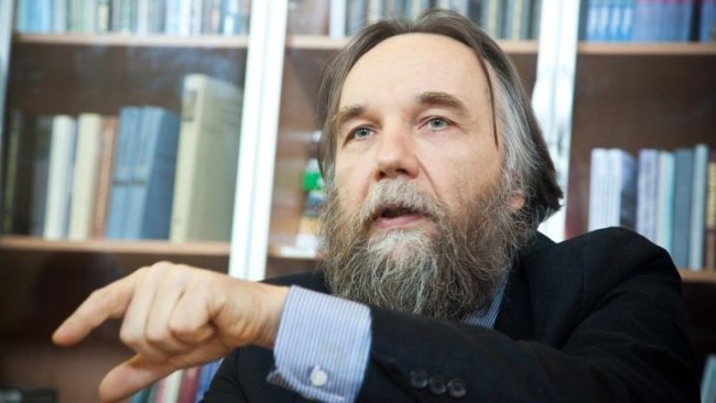 Putin'in 'akıl hocası' Dugin'den tehdit: Dünyayı yok ederiz!