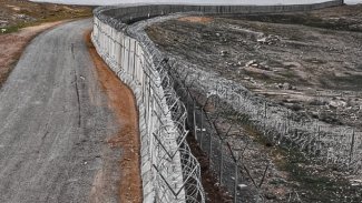 Şengal ve Rojava arasında örülen duvar: ‘Özerk Yönetim bölgeleri parçalanmak isteniyor’