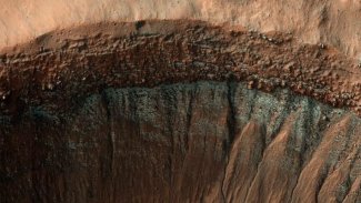NASA, Mars'ın 'kuru buz' katmanlarını görüntüledi