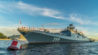 Flaş iddia: Moskova'nın ardından Amiral Makarov da neptün füzesiyle batırıldı