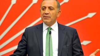 CHP'li vekil Gürsel Tekin: Türkiye'de doğan Suriyeli çocuklara sahip çıkmalıyız 