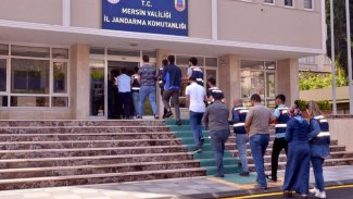 PKK'ye finansal kaynak sağladıkları iddiasıyla 10 kişi gözaltına alındı