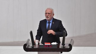 TBMM'de Aynur Doğan tartışması: 'Kimdir bilmem ama sorduk,PKK'ye sırtını dayamış'