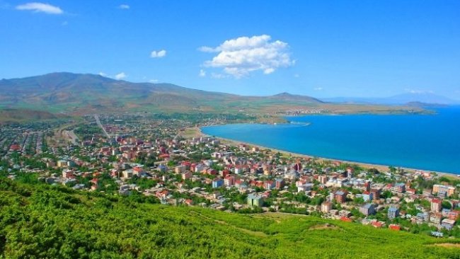 Bitlis’te bazı alanlar orman sınırları dışına çıkartıldı