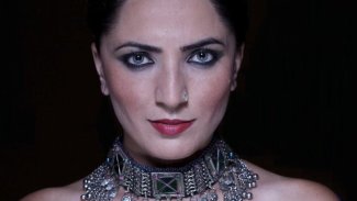 Kürt Sanatçı Zelal Gökçe serbest bırakıldı