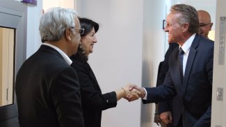 ABD Büyükelçisi Flake'ten HDP'ye ziyaret