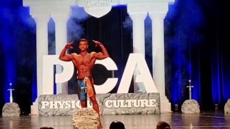 Kürt sporcu vücut geliştirme yarışmasında birinci oldu