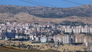 Kriz, Şırnak’ta hastane yapımını durdurdu