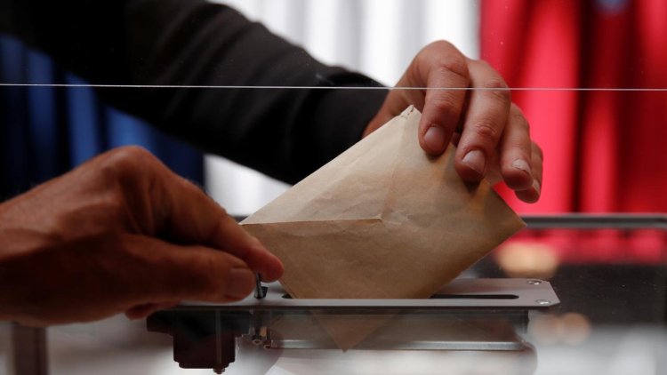 Fransa bugün sandık başına gidiyor