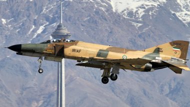 İran'da savaş uçağı düştü