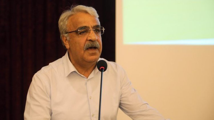 Sancar: İki seçenekten birine mahkum değiliz, Üçüncü Yol var