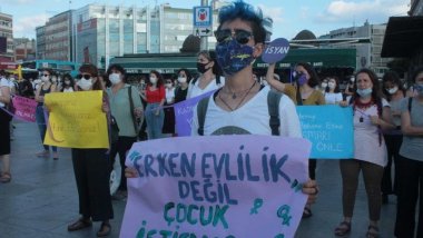 Vahim tablo: Son 20 yılda doğan 2 milyona yakın bebeğin annesi 19 yaşın altında