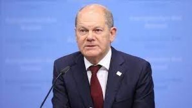 Almanya Başbakanı: 'Türkiye'ye silah ambargomuz yok'