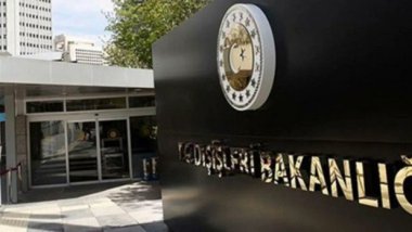 Dışişleri'nden İngiltere'ye 'göçmen' yanıtı: Türkiye sığınmacı kampı olmayacak