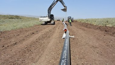 Yüksekova'ya doğal gaz hattı döşenmeye başlandı