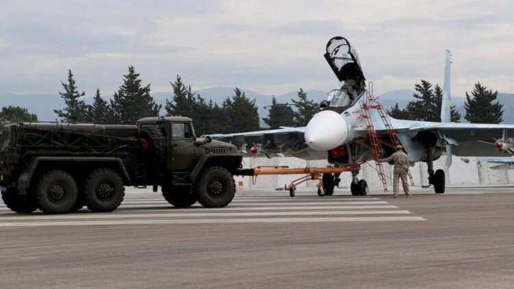 Rus güçleri Suriye'nin batısında 2 İHA düşürdü