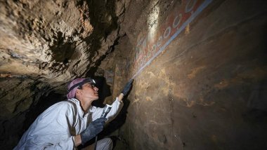 Van'da kaçak kazı sırasında Urartu yapıları bulundu