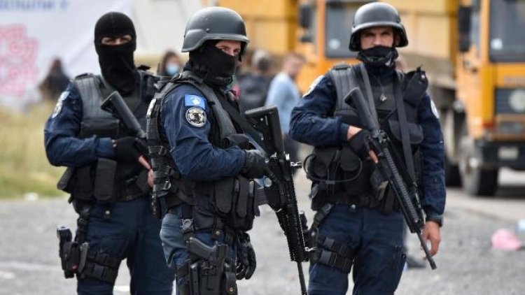 Kosova ile Sırbistan arasında gerginlik