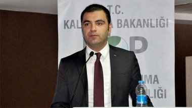 Erdoğan'ın başarılarını övdüğü Ahmet Katıksız Türkiye'yi terk etti