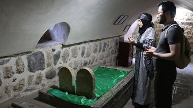 Mem û Zin'den etkilenip Çin'den Cizre'ye geldiler