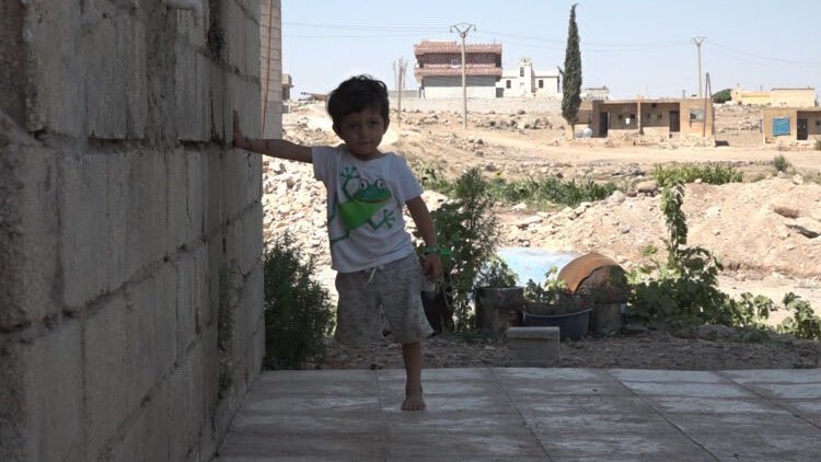 Türkiye'nin Kobani bombardımanı sonucu bir çocuk hayatını kaybetti 