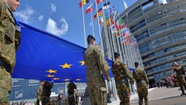 AB'den Ukrayna ordusunu eğitmek için görev birliği kurma planı