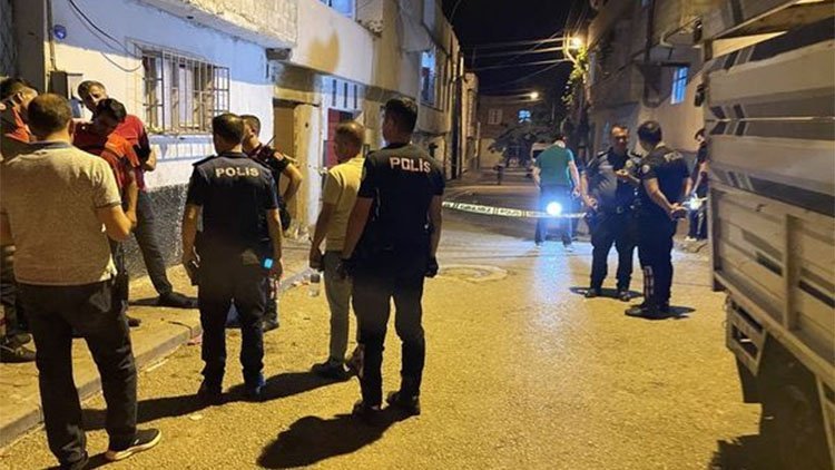 Kilis'te akraba aileler arasında silahlı bıçaklı kavga
