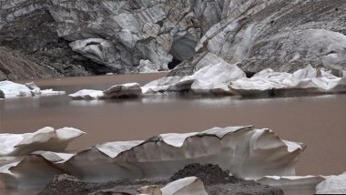 Küresel Isınma Cilo Buzullarını Yok Ediyor 