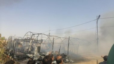 Zaho'da Ezidi Kürtler'in kaldığı kampta yangın çıktı